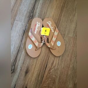 Skechers Yoga Foam Flip Flops